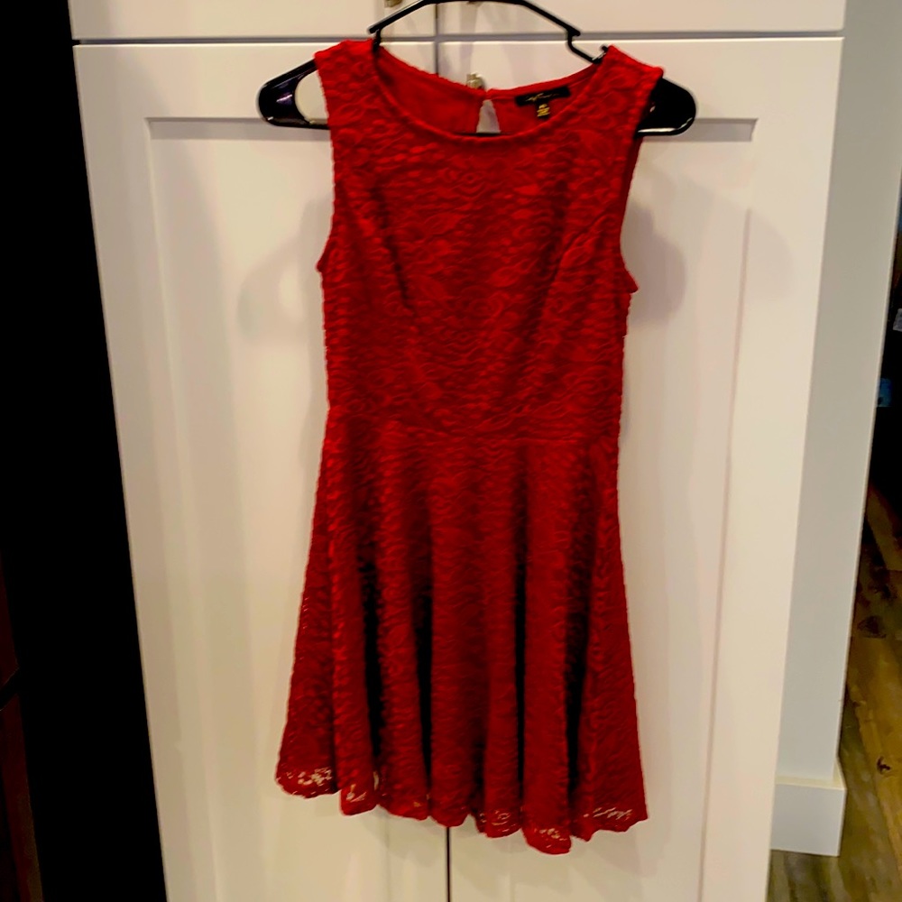 Beautiful dress!!